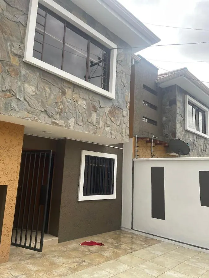 Evangelio Inn Cuenca 0*,